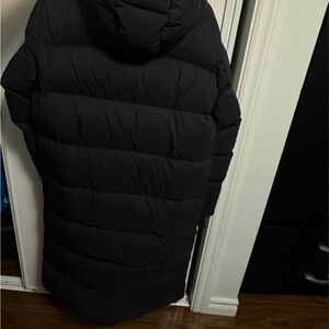 Aritzia Black Ski & Snow Jacket